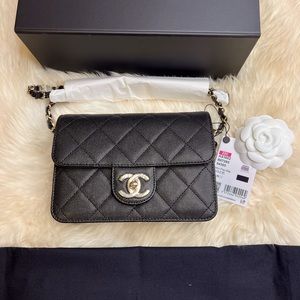 **NOT FOR SALE ** NEW Chanel Black Caviar Like A Wallet Small Crossbody Bag